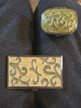 Green Swirl Jeweled Decorative Compact and Card Case